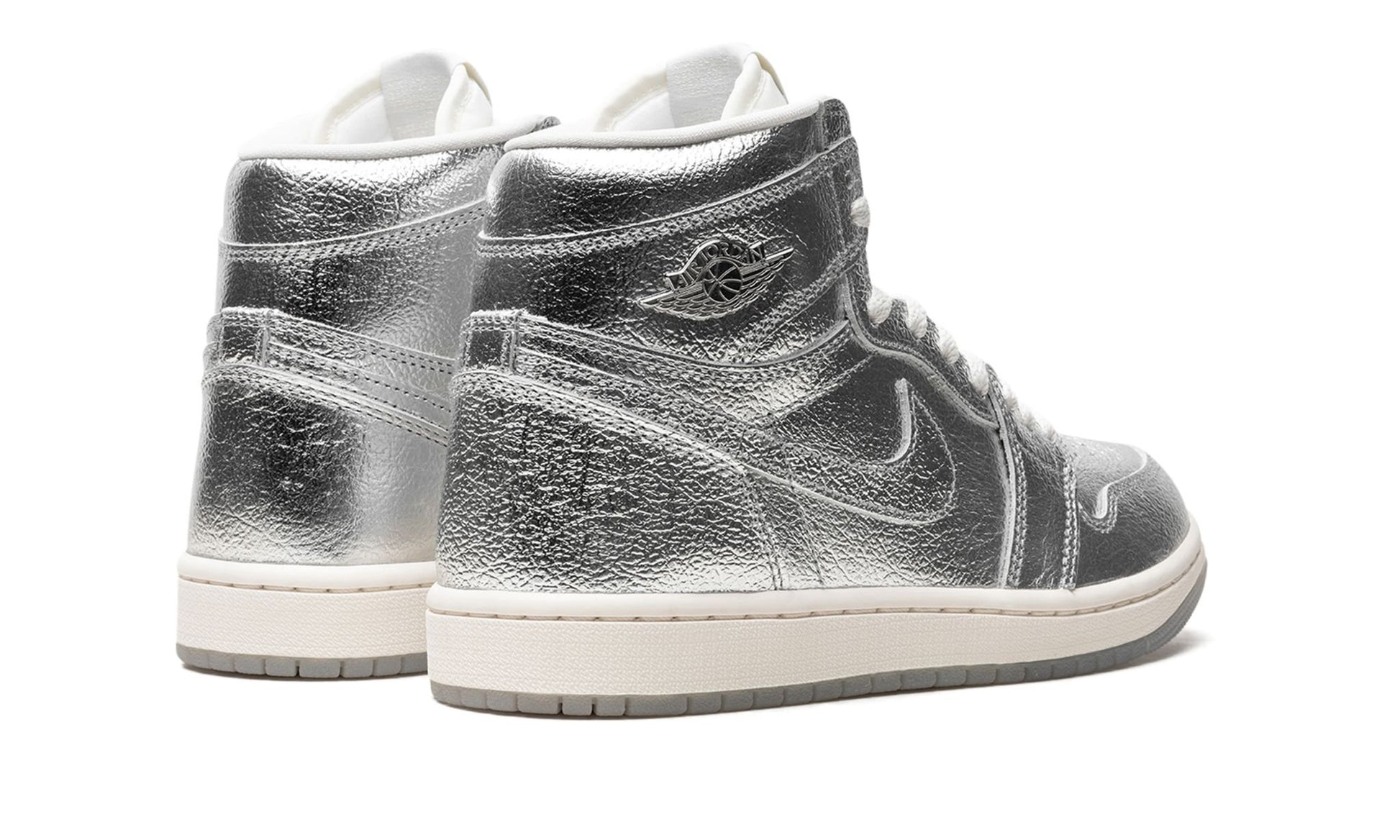 Jordan 1 Retro High OG Chrome (Women's)