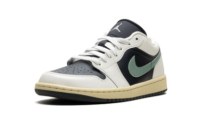 Jordan 1 Low Jade Smoke (Women's)