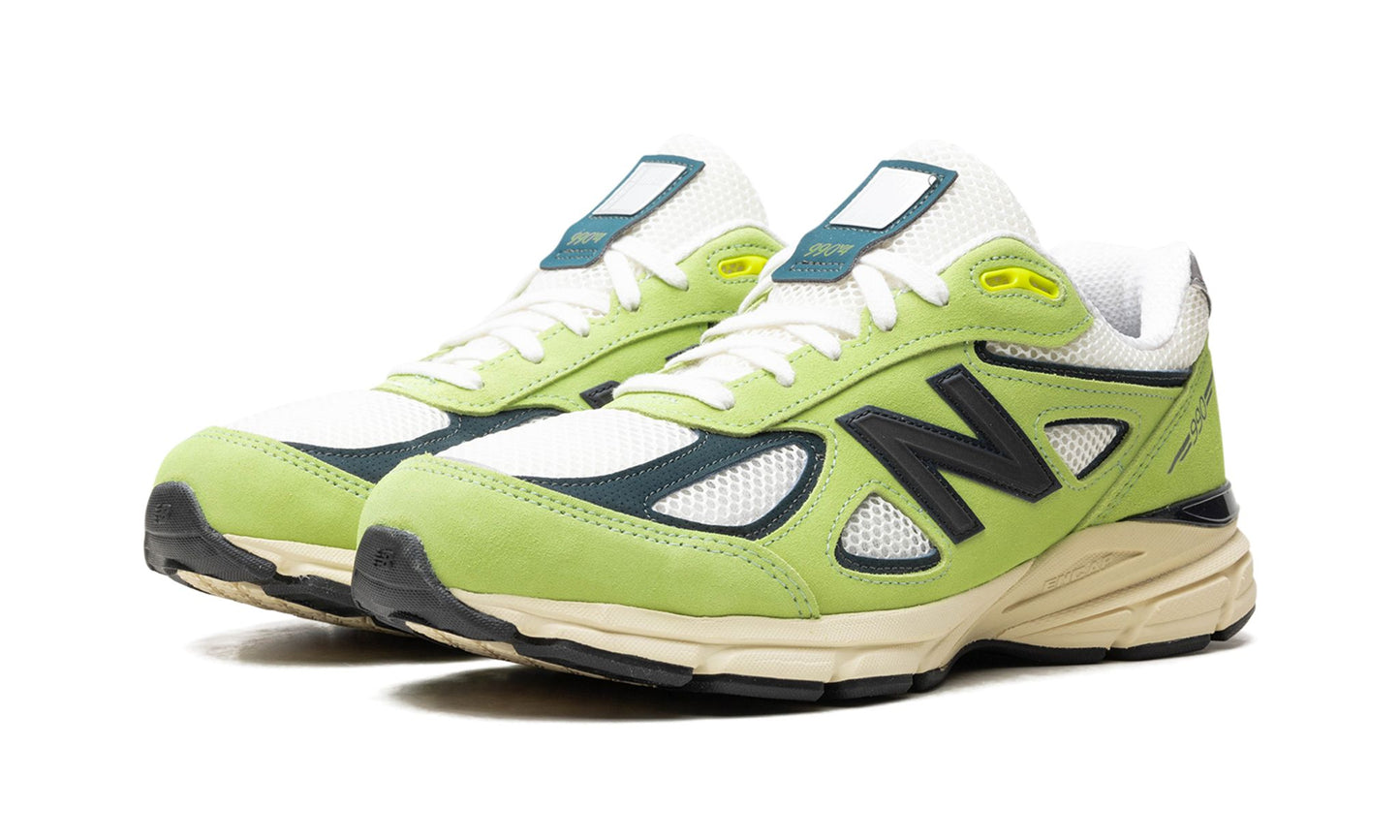 New Balance 990v4 MiUSA Teddy Hi-Lite