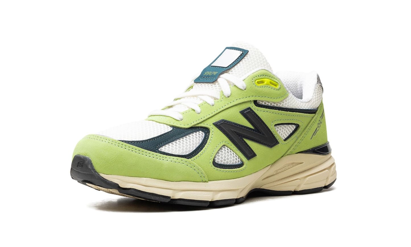 New Balance 990v4 MiUSA Teddy Hi-Lite