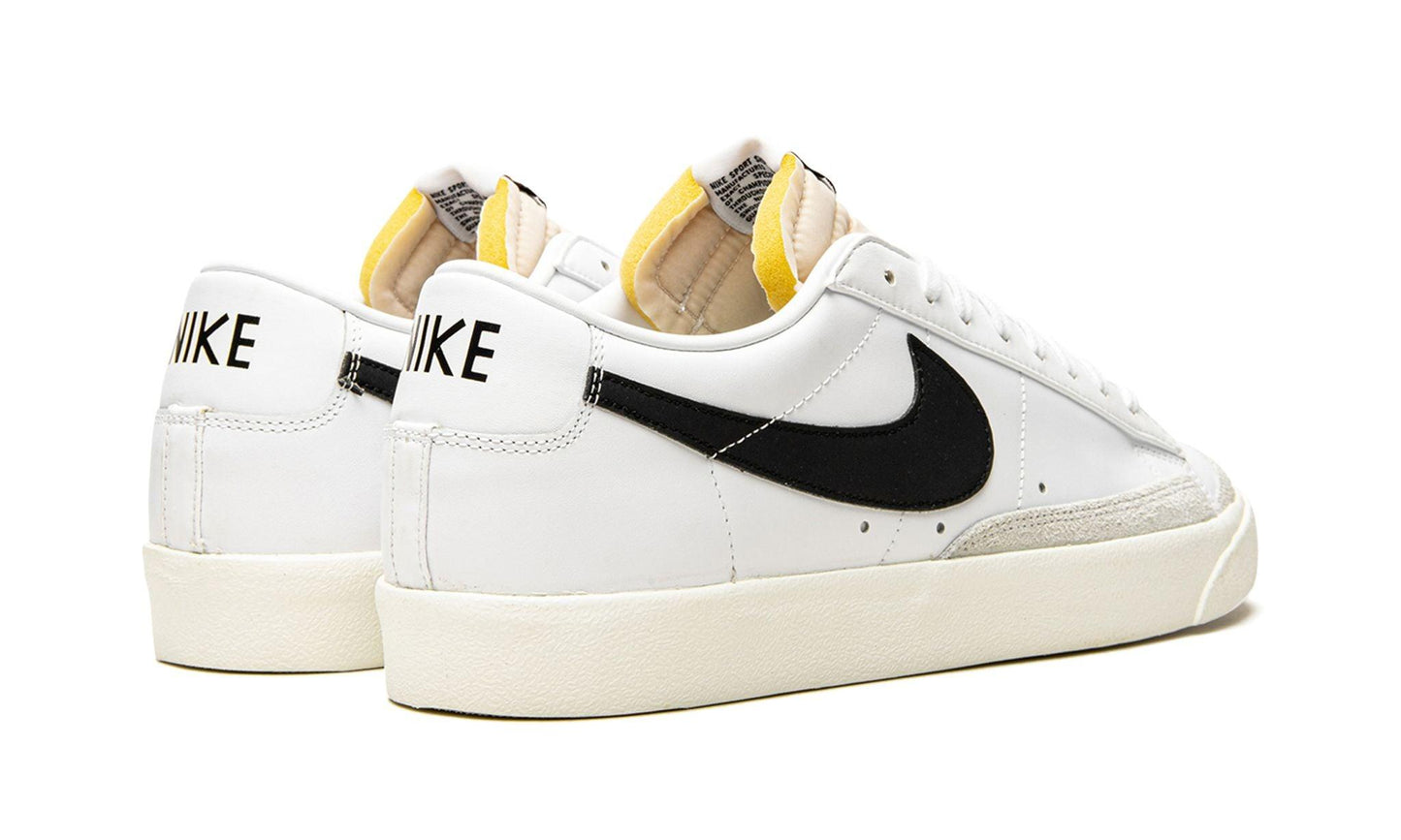 Nike Blazer Low 77 Vintage White Black