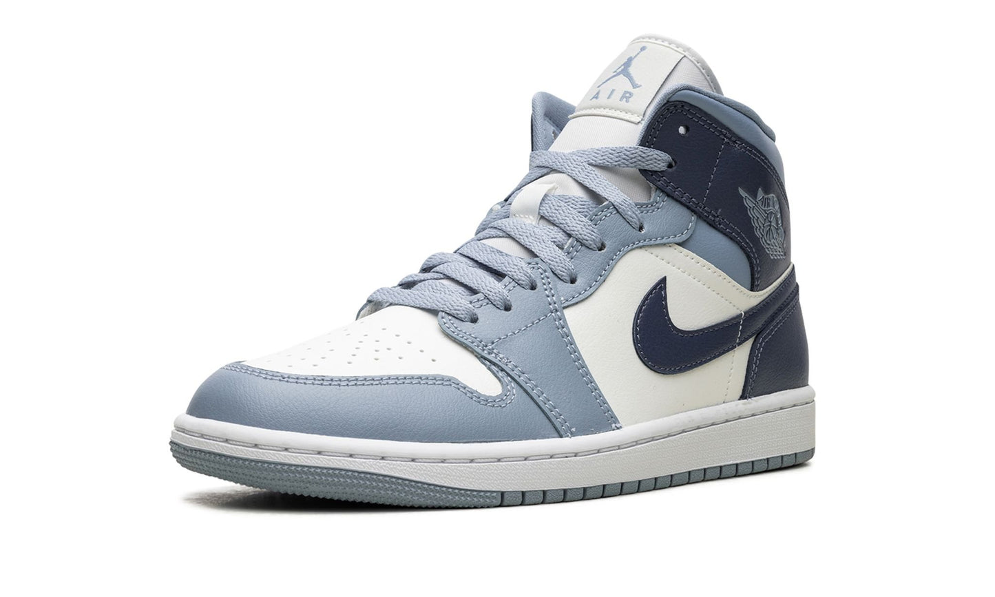 Jordan 1 Mid Diffused Blue (Women's)