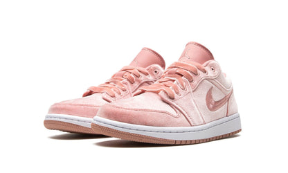 Air Jordan 1 Low SE Pink Velvet (Women's)