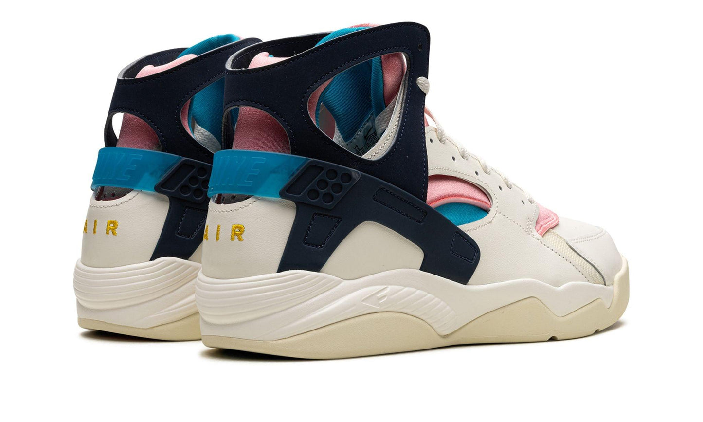 Nike Air Flight Huarache Nike Gear Coral Chalk Laser Blue