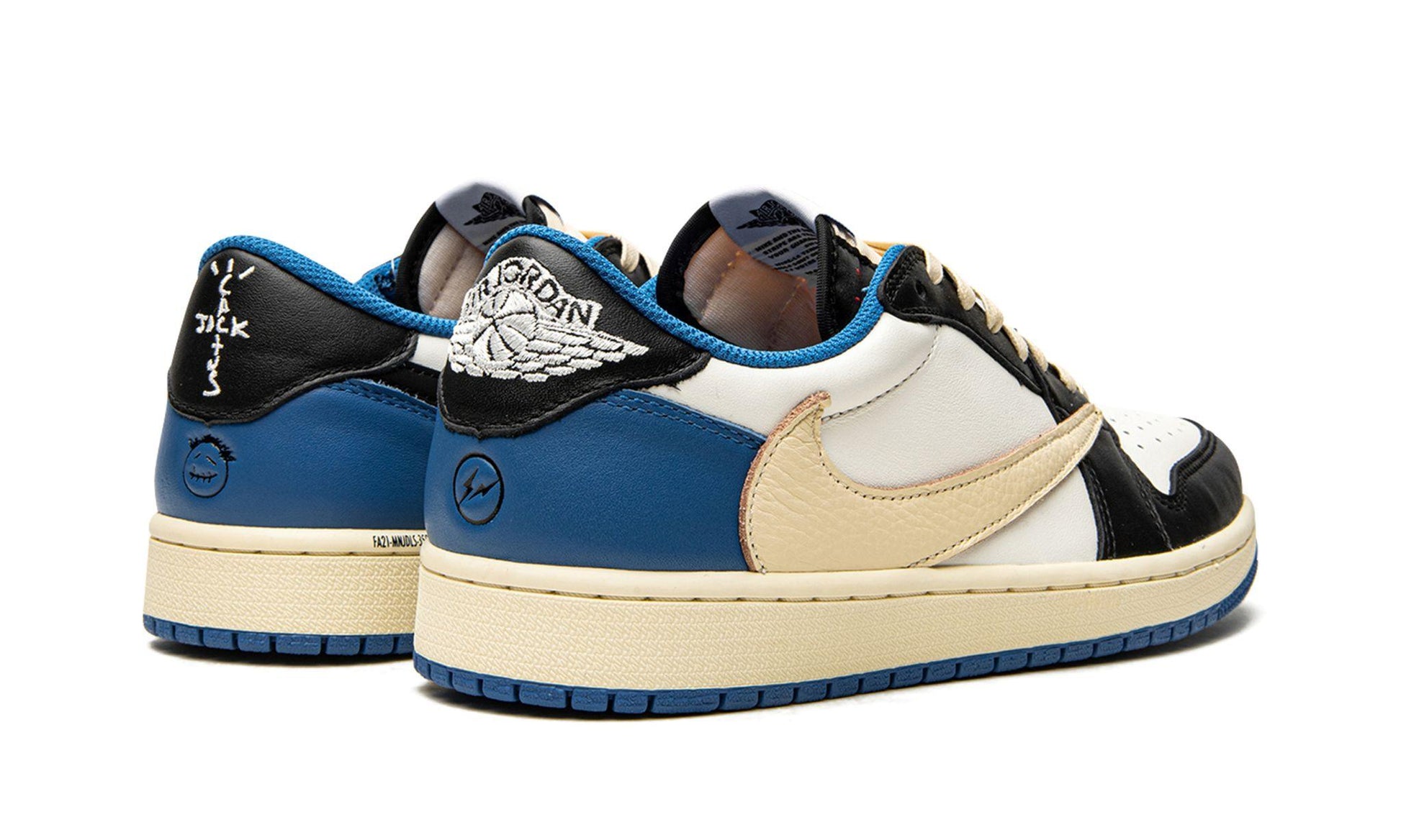 Jordan 1 Retro Low OG SP Fragment x Travis Scott