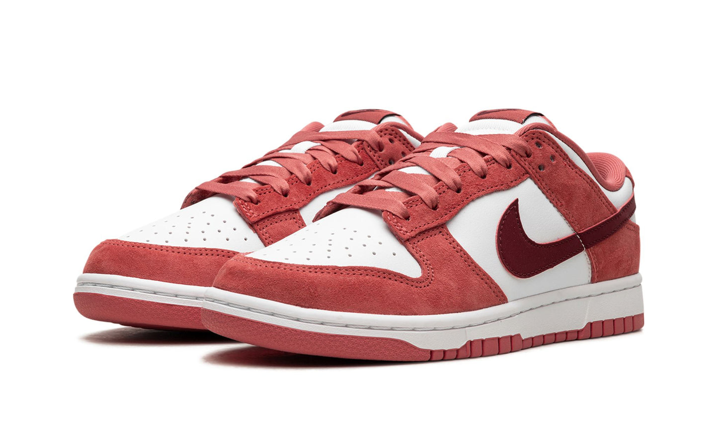 Nike Dunk Low Valentine's Day (2024) (Women's)