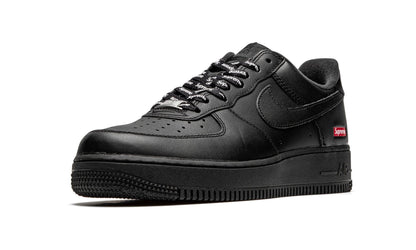 Nike Air Force 1 Low "Supreme Black"