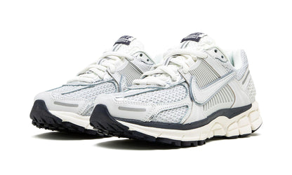 Nike Zoom Vomero 5 Photon Dust Metallic Silver (Women's)