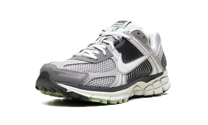 Nike Zoom Vomero 5 Cobblestone Flat Pewter (Women's)