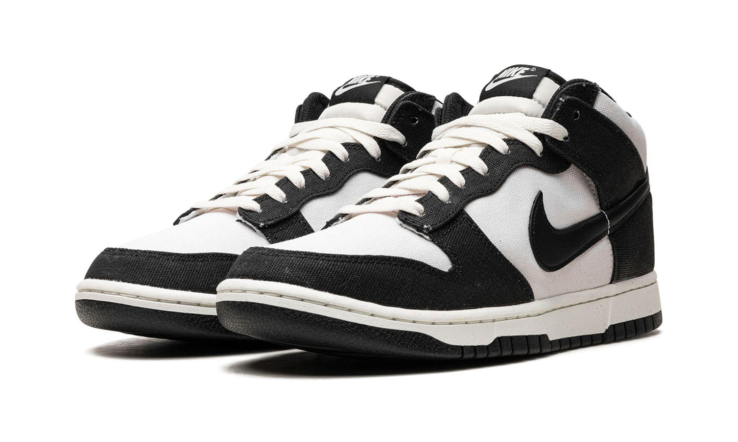 Nike Dunk Mid Panda