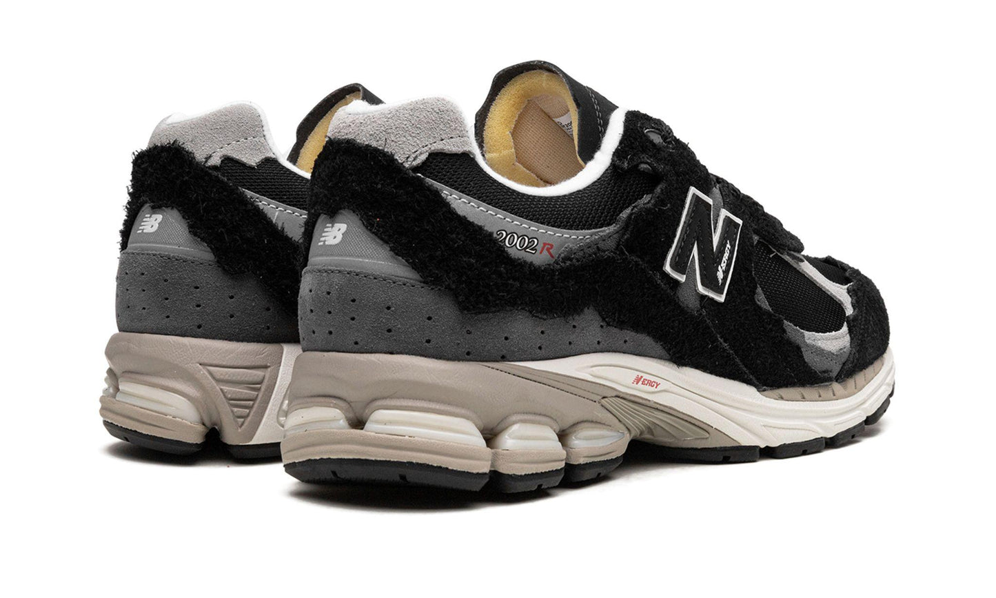 New Balance 2002R Protection Pack Black Grey