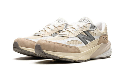 New Balance 990v6 MiUSA Cream