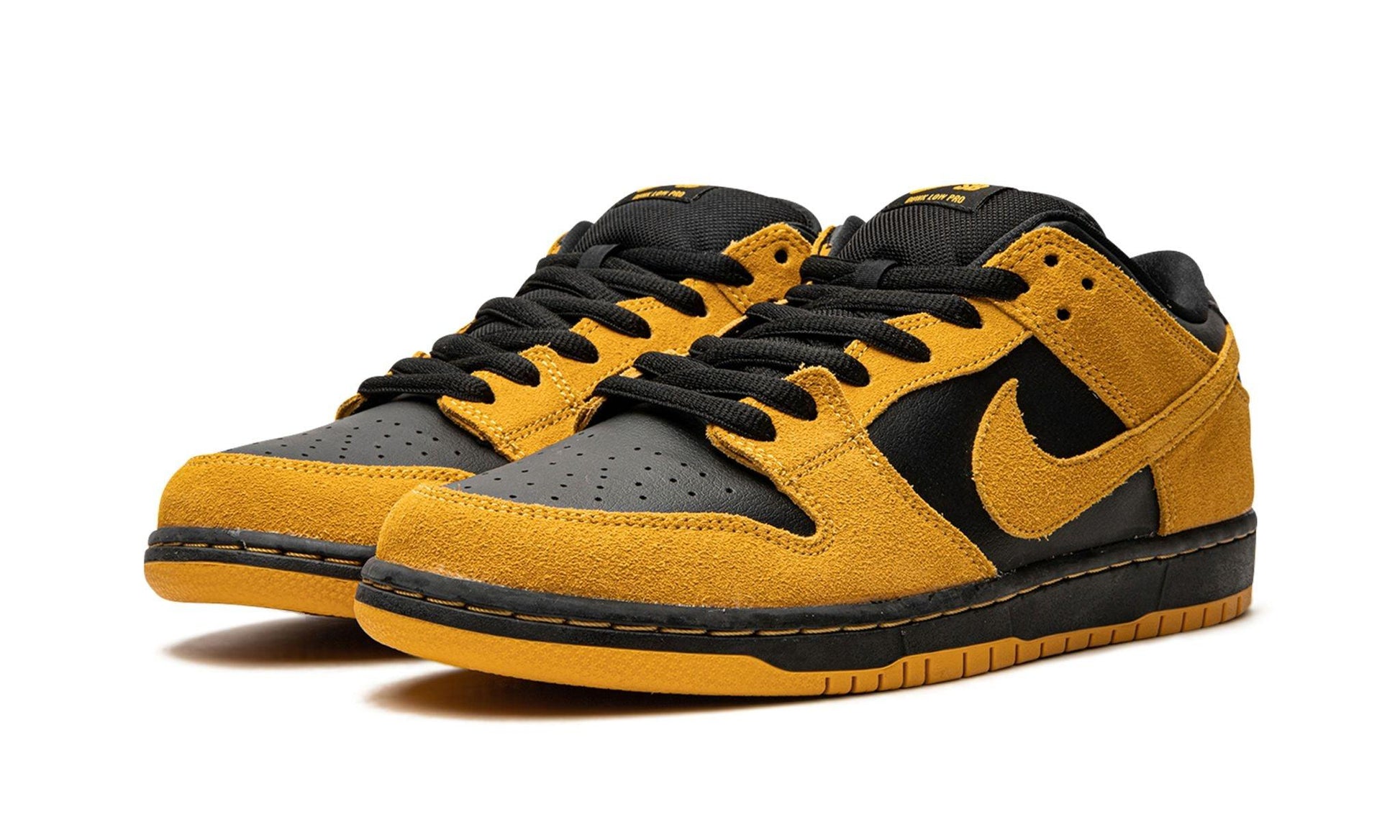 Nike SB Dunk Low Iowa