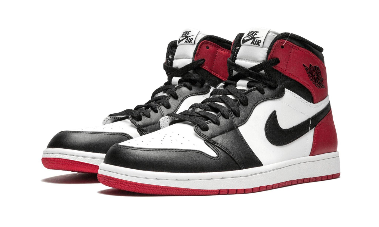 Jordan 1 Retro Black Toe (2013)