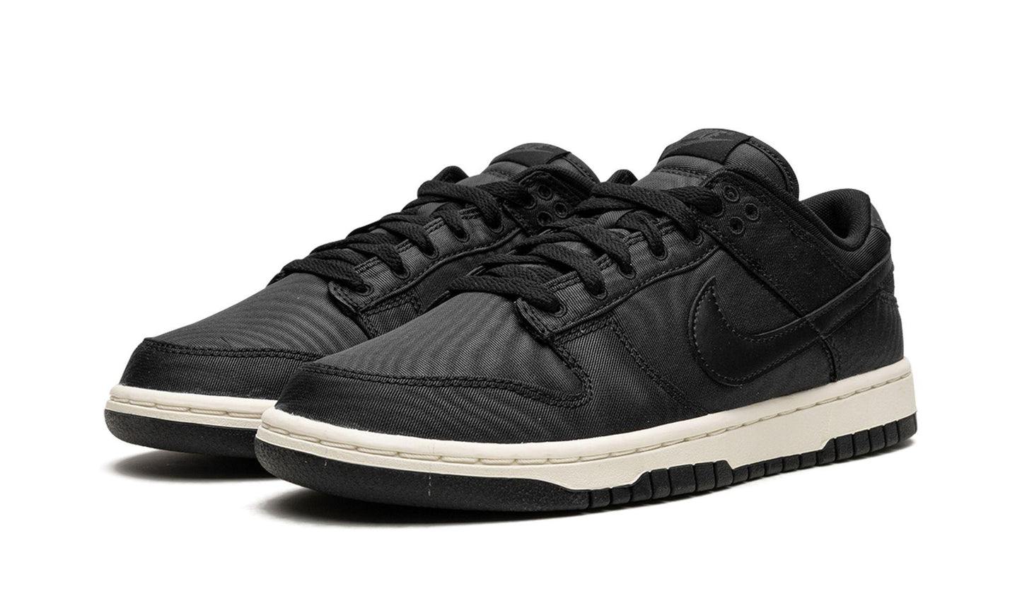 Nike Dunk Low Black Canvas