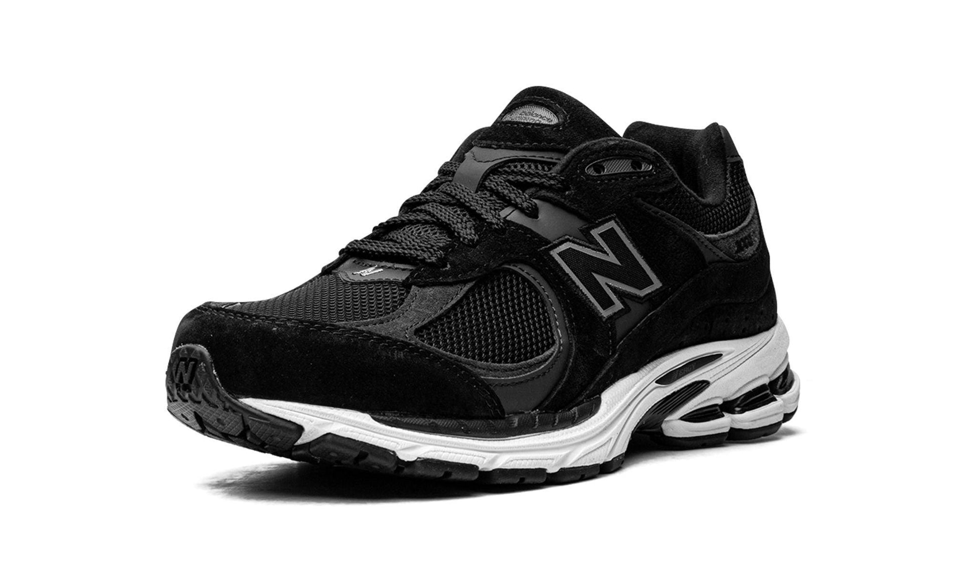 New Balance 2002R Black Gunmetal