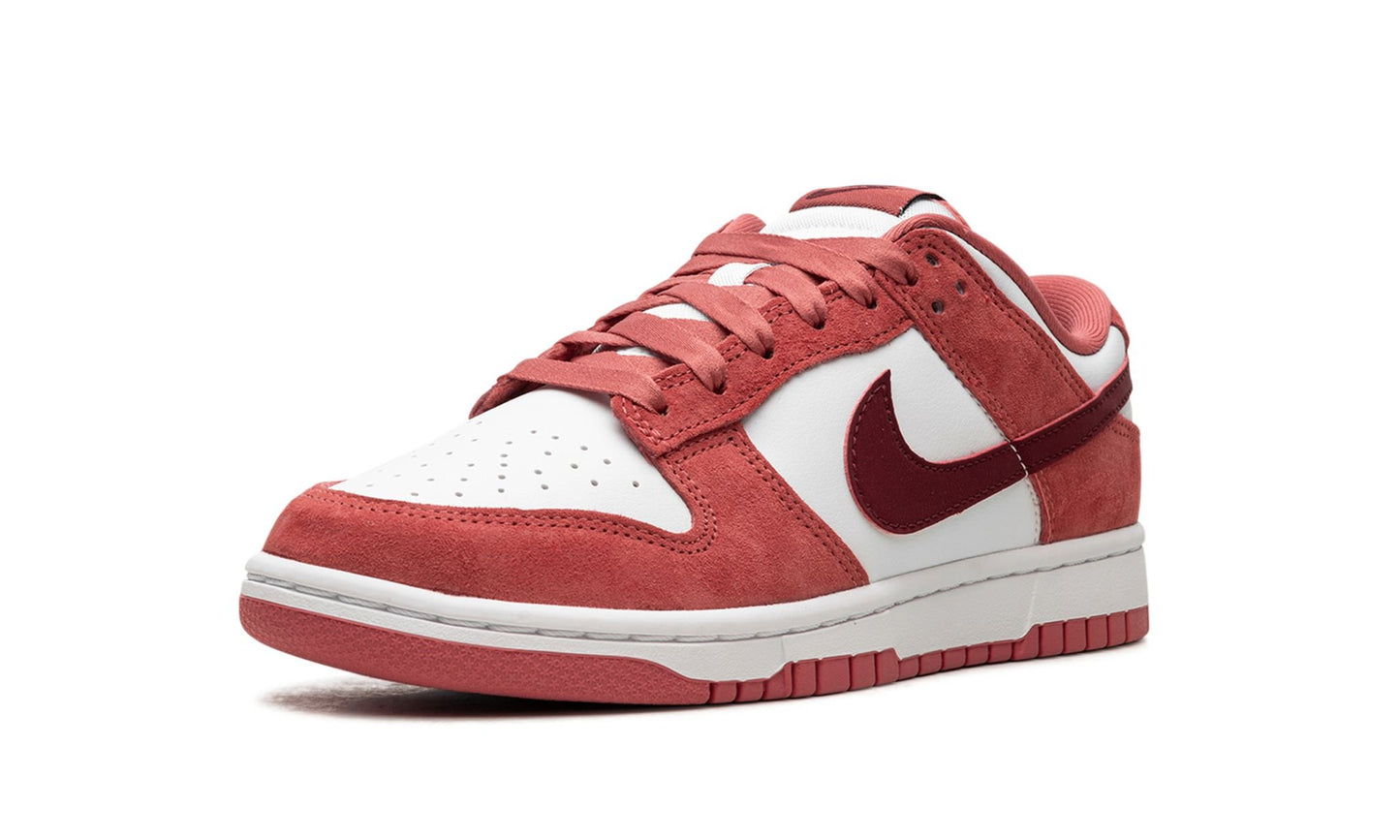 Nike Dunk Low Valentine's Day (2024) (Women's)