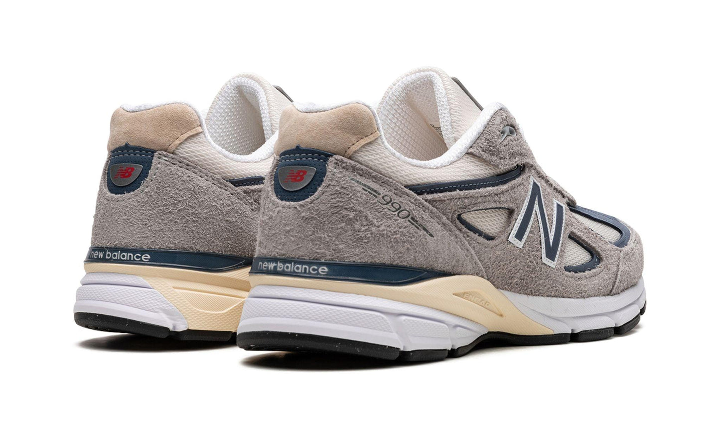 New Balance 990v4 MiUSA Grey Day (2023)