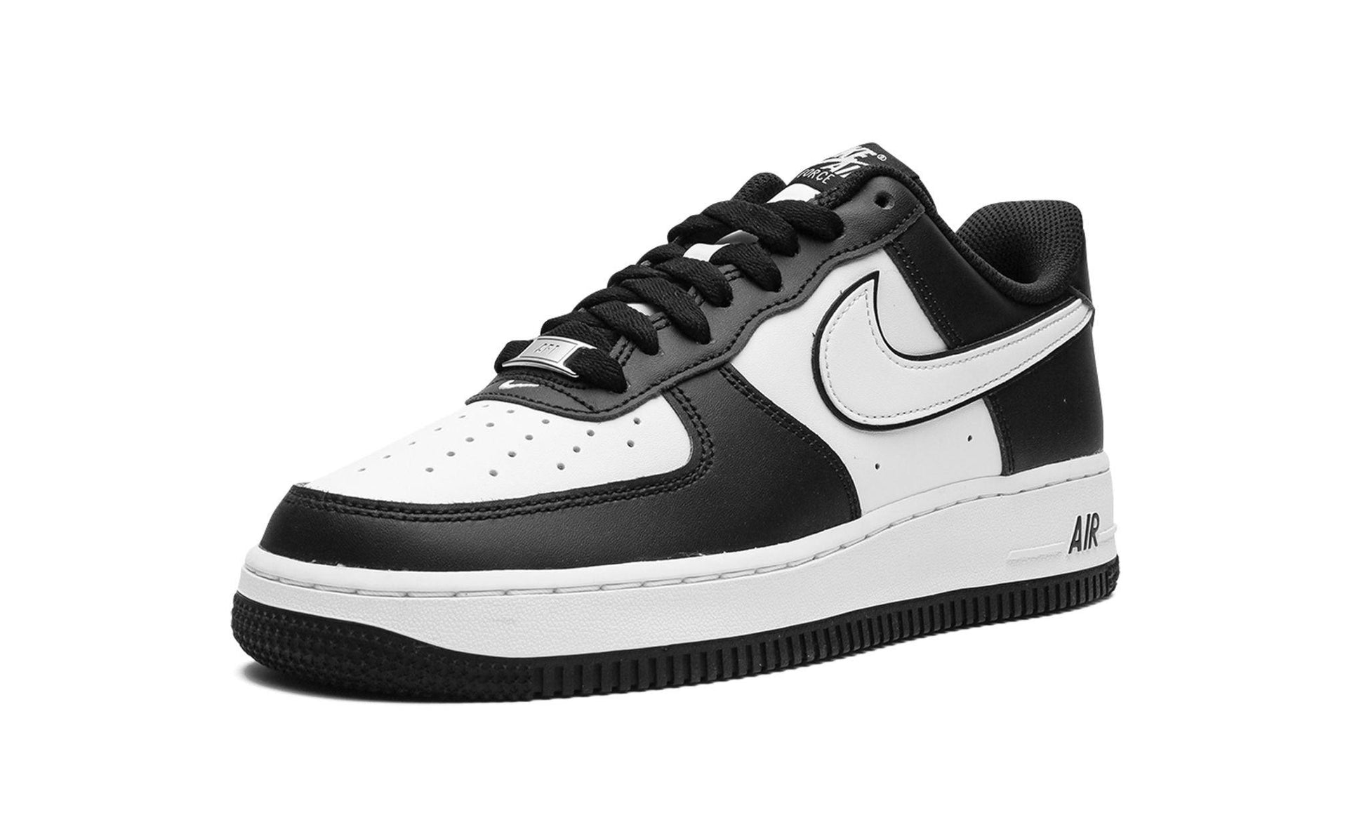 Nike Air Force 1 '07 Low White Swoosh Panda