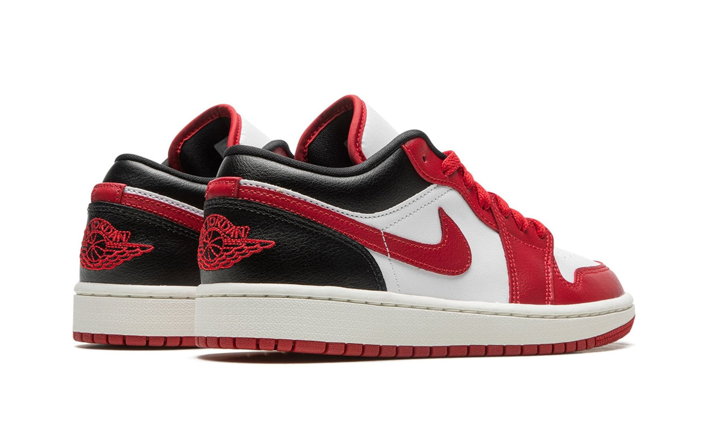 Jordan 1 Low Reverse Black Toe (Women's)