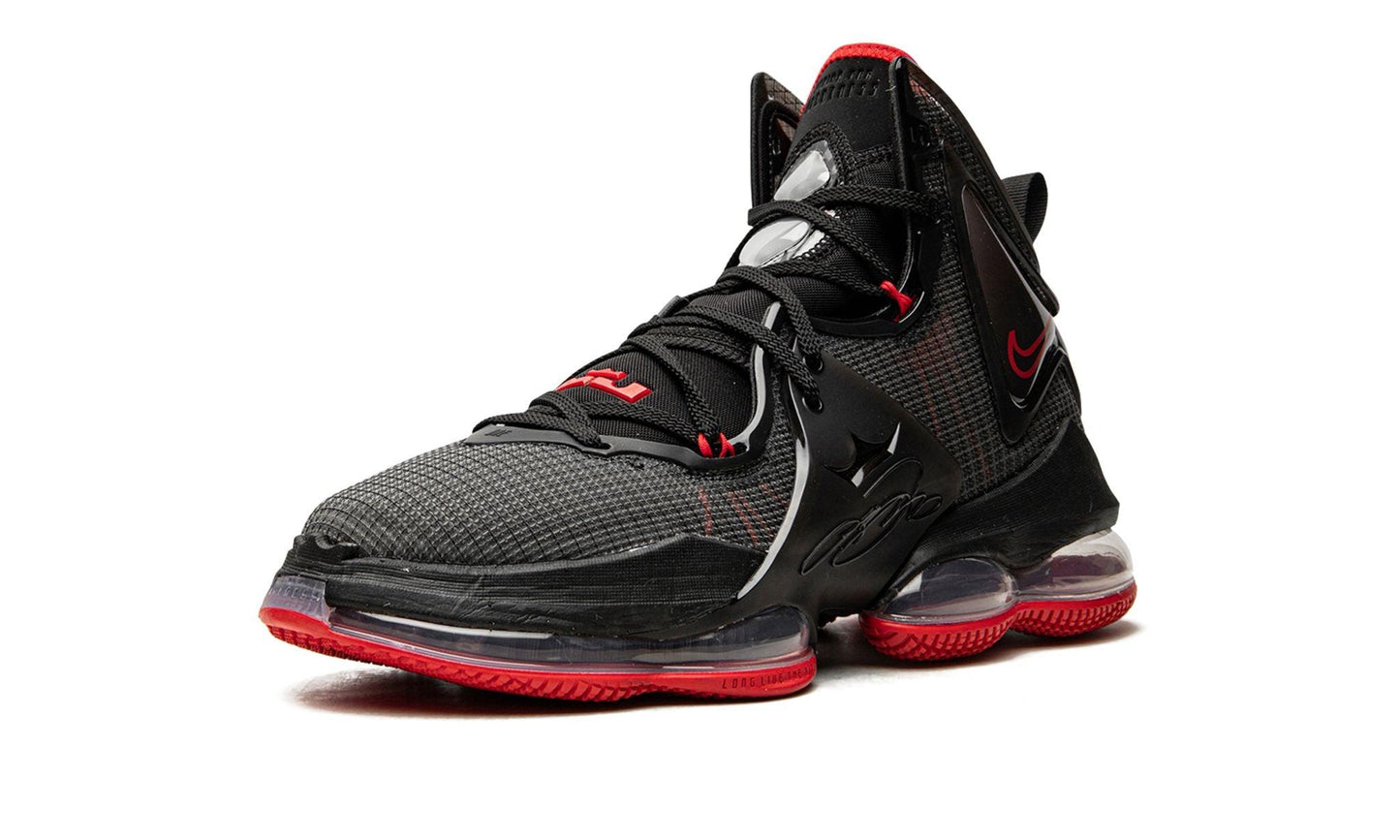 Nike LeBron 19 Bred