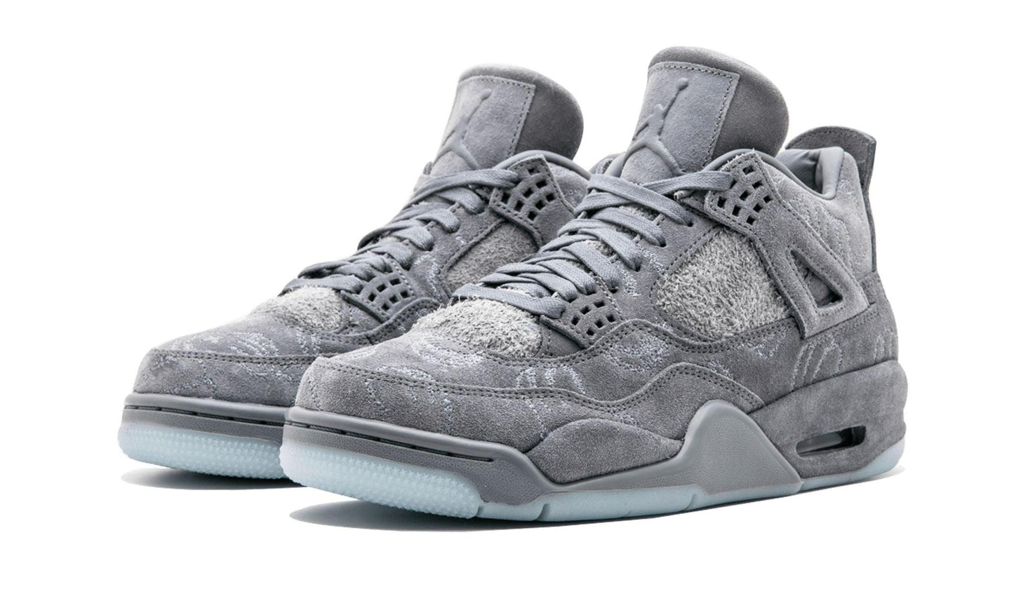 Jordan 4 Retro Kaws