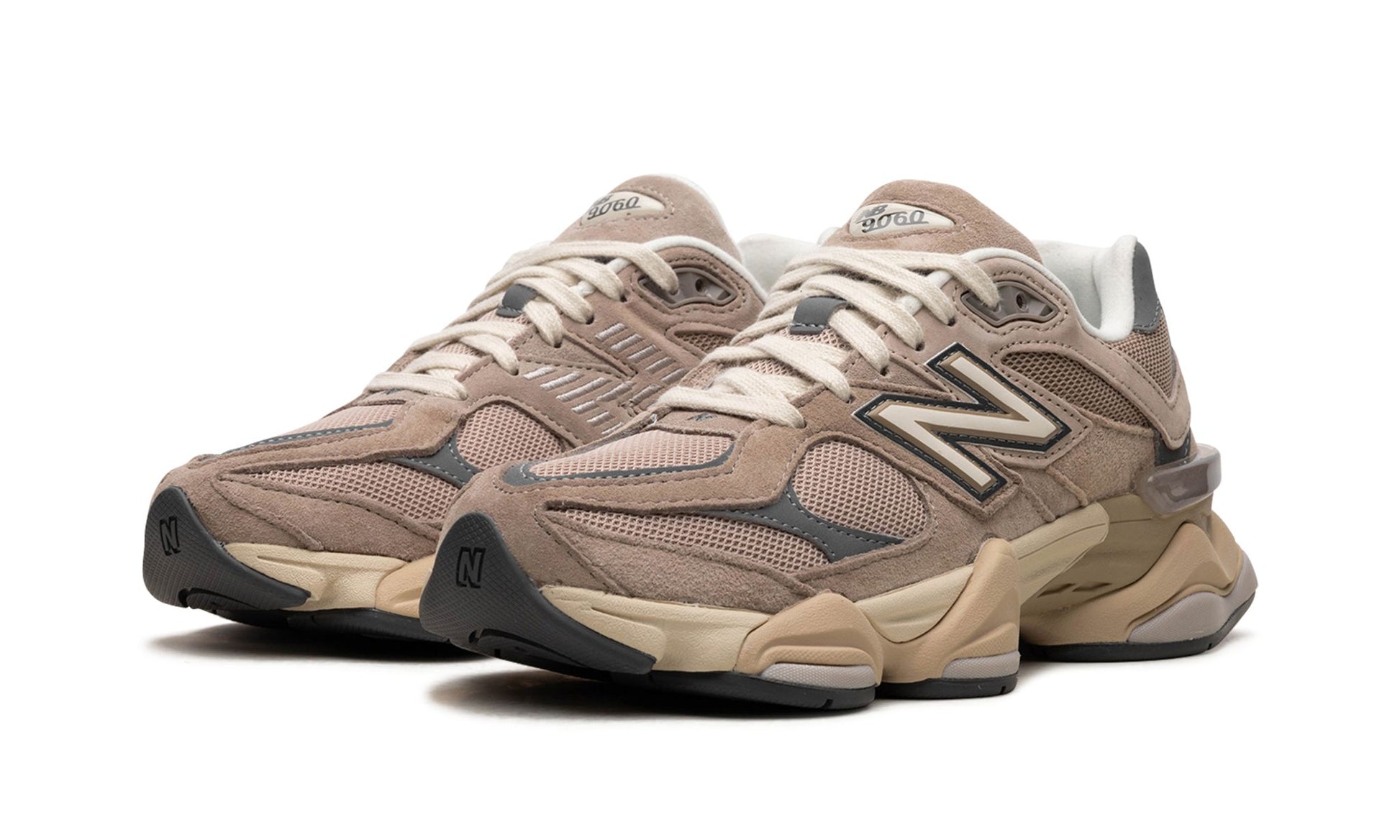 New Balance 9060 Driftwood Castlerock